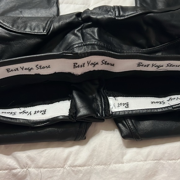 Pleather leggings super comfortable almost brand new worn a couple times - Picture 6 of 7